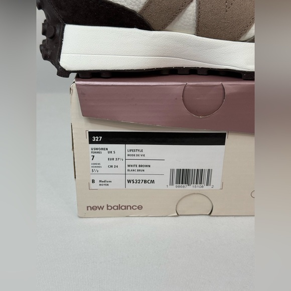 New Balance CALIA Women's 327 Shoes Suede Brown - Picture 2 of 13